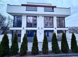 Modern premium apartament in a quite private building