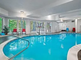 Indoor Pool Sauna Movie Theater Room Bar Sleeps 10