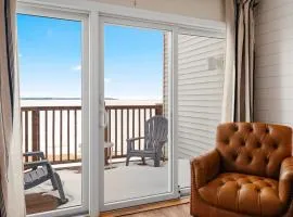 Stateroom 322 Beachfront Condo Downtown Tart Trail