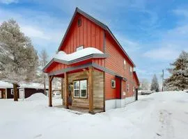 Rosey - The Petite Chalet in the Pines