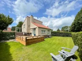 Frisian Water Villa for Six