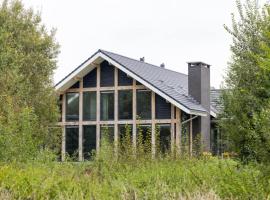 Villa with Heated Pool, Sauna, hotel em Aalten