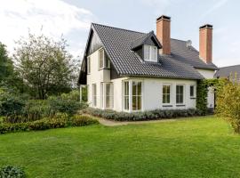 Achterhoek Estate with Private Pool, hotel em Aalten