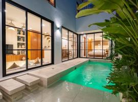 Sevu 1 - Luxury 3BR Retreat with Private Pool & Ocean View Rooftop, hotel a Cemagi