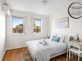 Luxe Double Room in Panania - Nearby Stations & Shops - Shared Bathroom