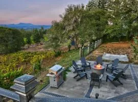 Moore Family Farmhouse - Wine Tastings Included