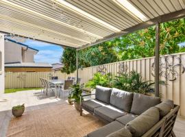 Coastal Comfort BBQ Yard Pet Friendly Stay, Hotel in Long Jetty