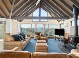 Cobungra Chalet