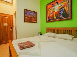 The Cabin Hotel Mantrijeron