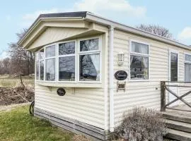 2 Bedroom Beautiful Home In Färjestaden