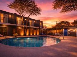 5 Mins To UNT & Texas Health Baylor Scott