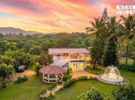 StayVista at White Nook with Lawn & Bonfire