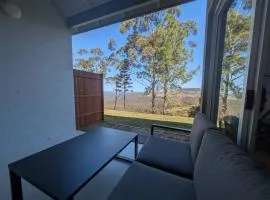 Maleny-Montville Cottages #3 - Ocean view!