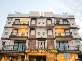 Sunday Belajandro Hotel