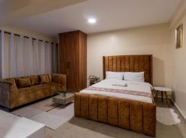 Rustic Studio In CBD with Free WI-FI, hotel a Nanyuki