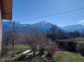 Maison au cœur des Hautes-Alpes, hotel a Chateauroux-les-Alpes