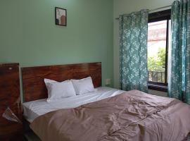 Satvik Homestay, hotell i Devgarh