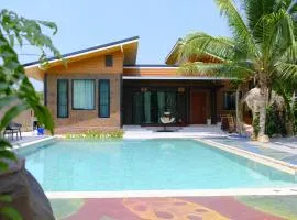 Stylish Resort Rooms in a Private Oasis