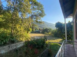 Dolokha Farms Sittong, hotel di Mangpu