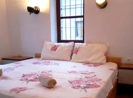 Rise And Shine Rooms Korca