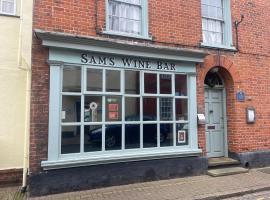 Sams Wine Bar Harwich ltd, hotel a Harwich