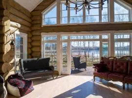 Private lakeside holiday house with fireplace, sauna, hot tub - Ezernams Dzintars