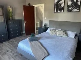Sheffield City Centre Modern 2BED House Free Parking