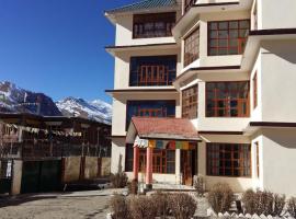 Hotel Heritage, khách sạn ở Kaza