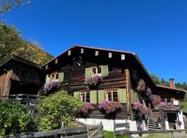 Wellnesshütte Allgäu Oberstdorf - Whirlpool & Alleinlage