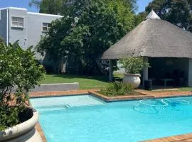 Villa Elizabeth - Fourways Gardens Sandton