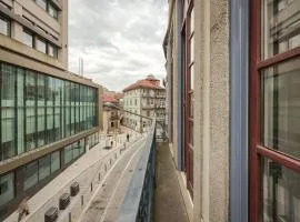 Aliados Town Hall Central Apt by LuxiStay