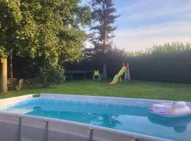 Maison charmante avec piscine à Mécringes, 100 m²