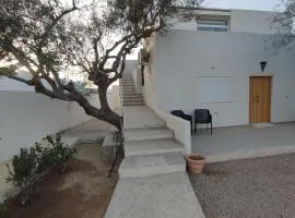 Maison Les Oliviers avec piscine proche du lagon