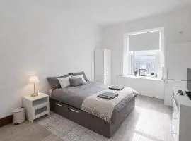 3BR Traditional City Centre Apartment
