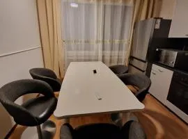 Mitten in Neuss 20 min zu Düsseldorf und 30 min zu Köln