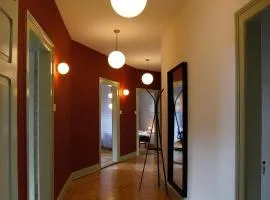 ReLiving - Historic City Apartment