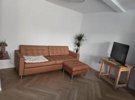 Schöne 2-Raumwohnung Neu, hotel en Taucha