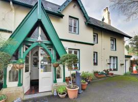Robin Hill House, Hotel in Cobh