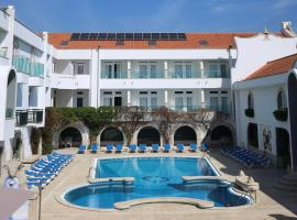 Hotel Suave Mar โรงแรมในเอสโปเซนเด