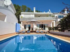 Burgau Sea View, Beach & Pool Villa, ξενοδοχείο σε Budens