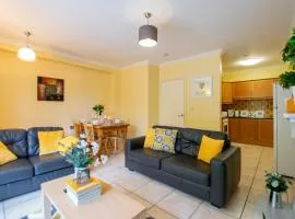Central Limerick Stay Spacious 4-Bedroom Apt