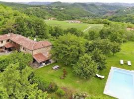 Villa Augustin, хотел в Roccaverano