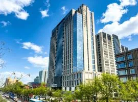 a云颂LOFT轻奢民宿8人房天安门故宫地铁工体三里屯店