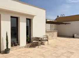 Modern Rooftop Studio in Westown, Sheikh Zayed - Near GEM & SPX Airport