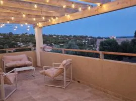 Appartement 6 personnes, grande terrasse vue mer et balnéo