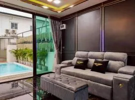 Laid back Luxury Pool Villa Chiang Rai