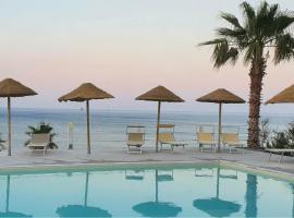 Pescasubacquea, hotel a Crotona