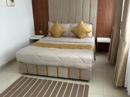 Lamar Villa 2 VIP