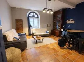 Superbe maison de ville 4 étoiles rénovée 4 chambres extérieur tout à pied