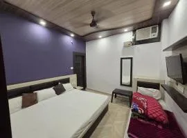 Hotel Sanwariya Palace